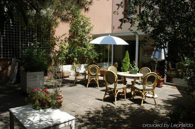 Garden Hotel تولوز المظهر الخارجي الصورة